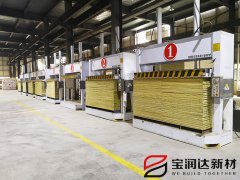寶潤(rùn)達(dá)外墻保溫裝飾一體板復(fù)合車(chē)間